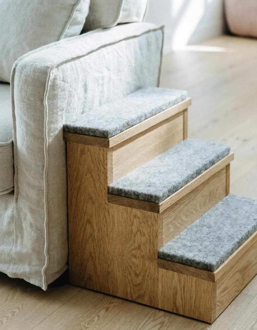 Oak Pet Steps, view 2