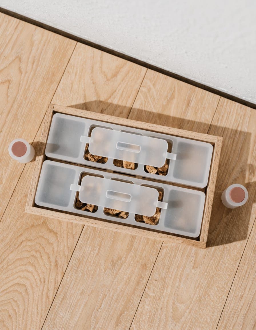 Sliding Puzzle Feeder, view 2